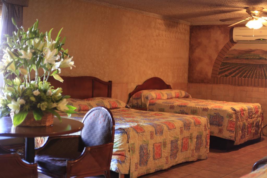 Hotel Hacienda Del Indio Mexicali Exteriér fotografie