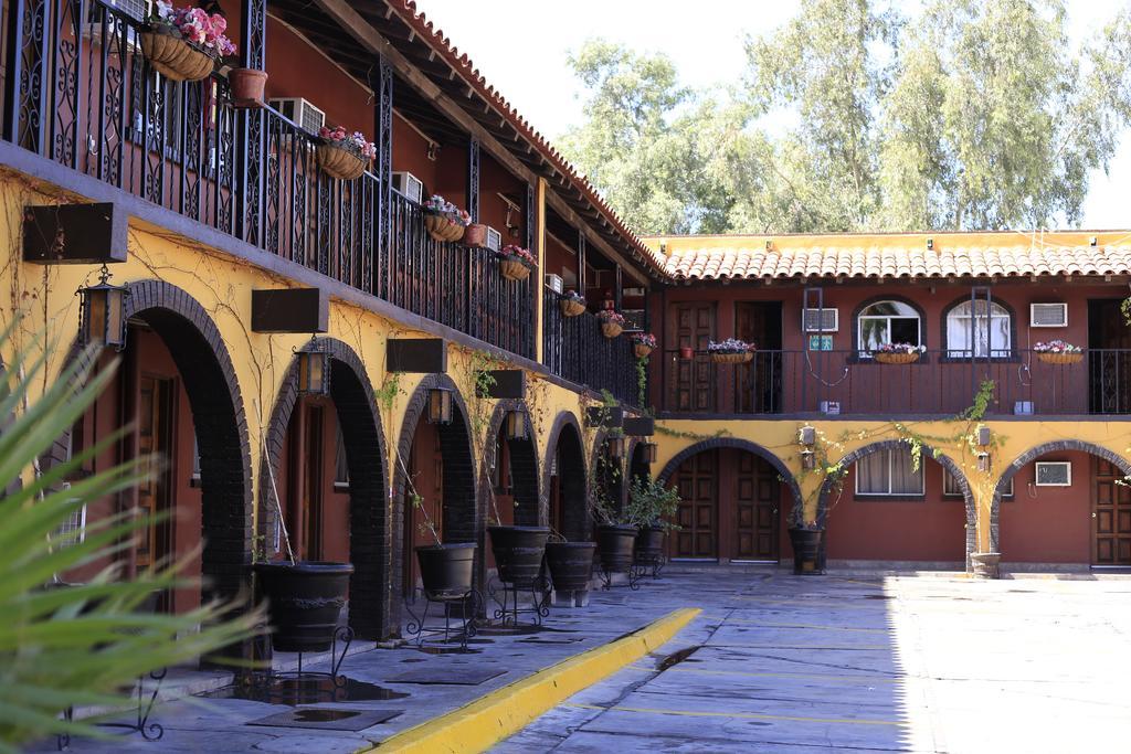 Hotel Hacienda Del Indio Mexicali Exteriér fotografie